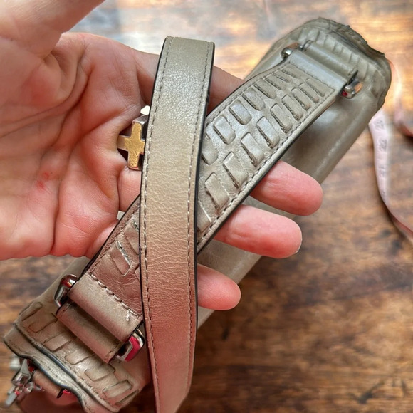 Rebecca Minkoff Vanity Saddle Bag in light Gray - Picture 12 of 12